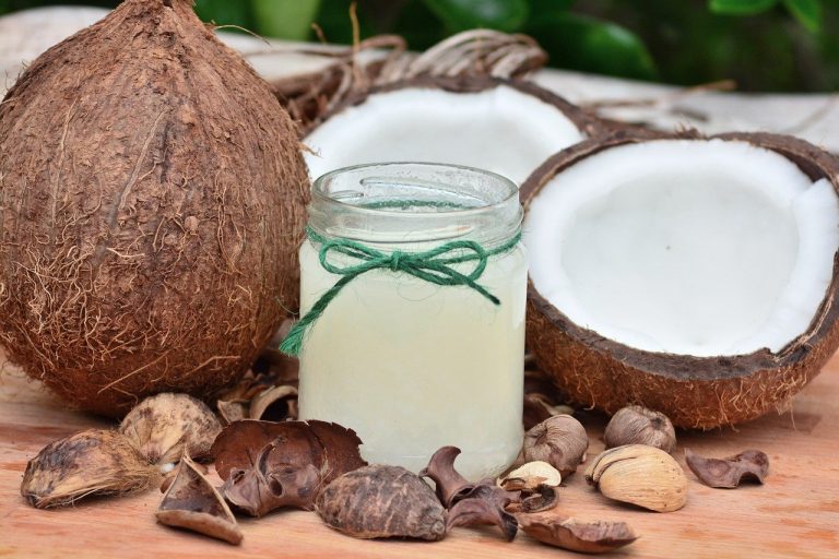 10 Amazing Coconut Oil Benefits You Never Knew
