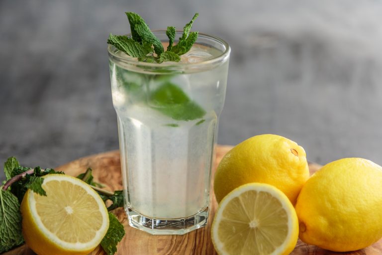 10 Surprising Benefits of Lemon Water